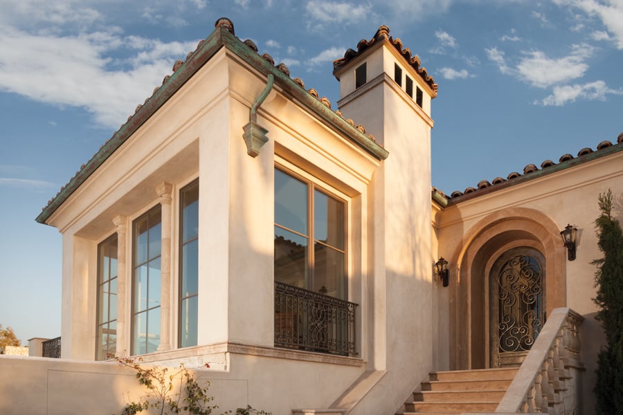 A Spanish-style home with Andersen 400 Series windows.